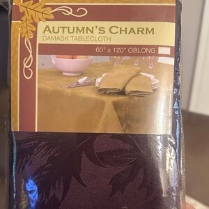 Damask Tablecloth in Deep Plum